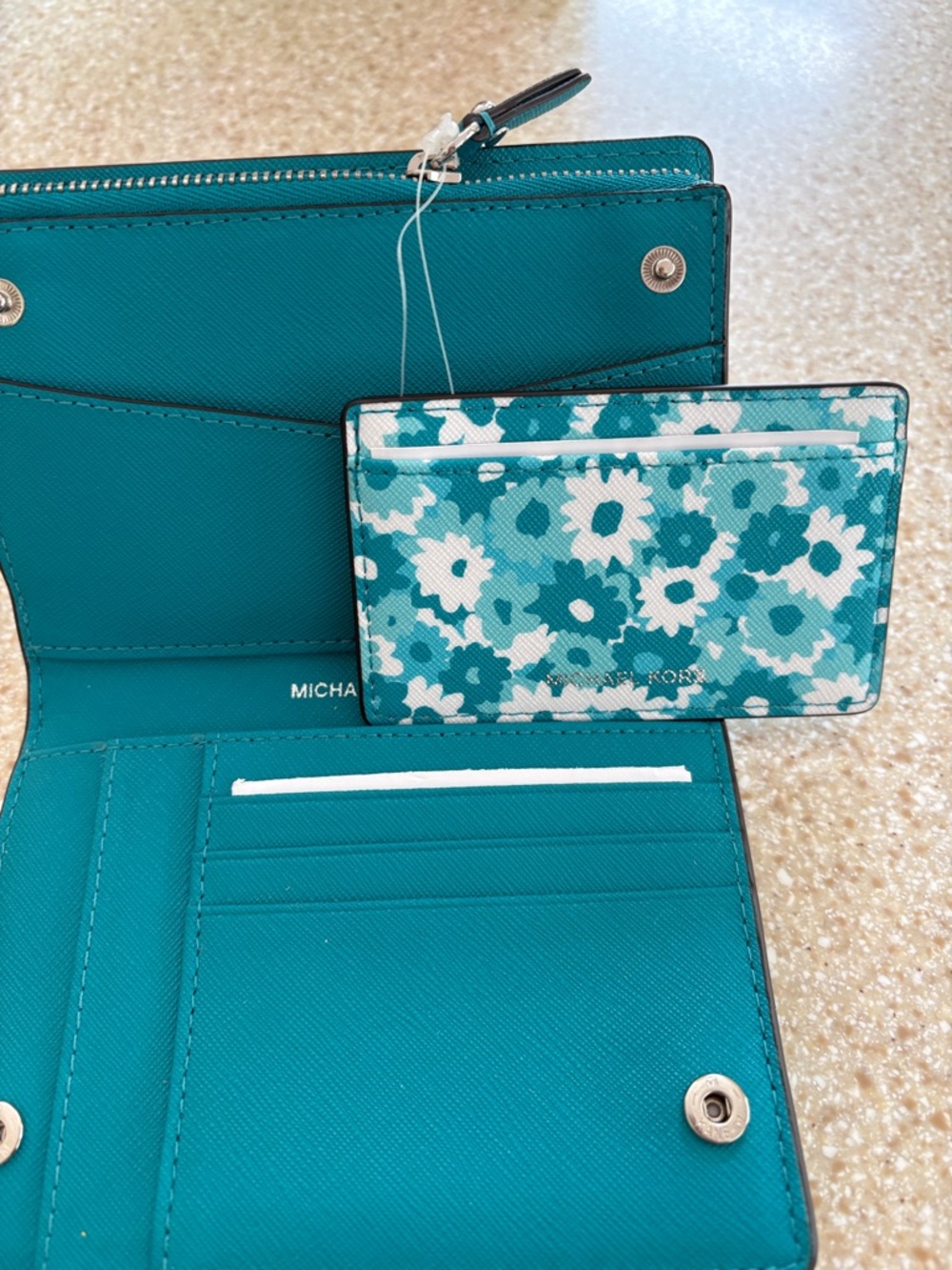 Michael Kors Teal Floral Medium Card Case Wallet - Picture 4 of 10